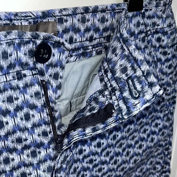 Eddie Bauer Shorts Size 4 - Picture 5 of 7